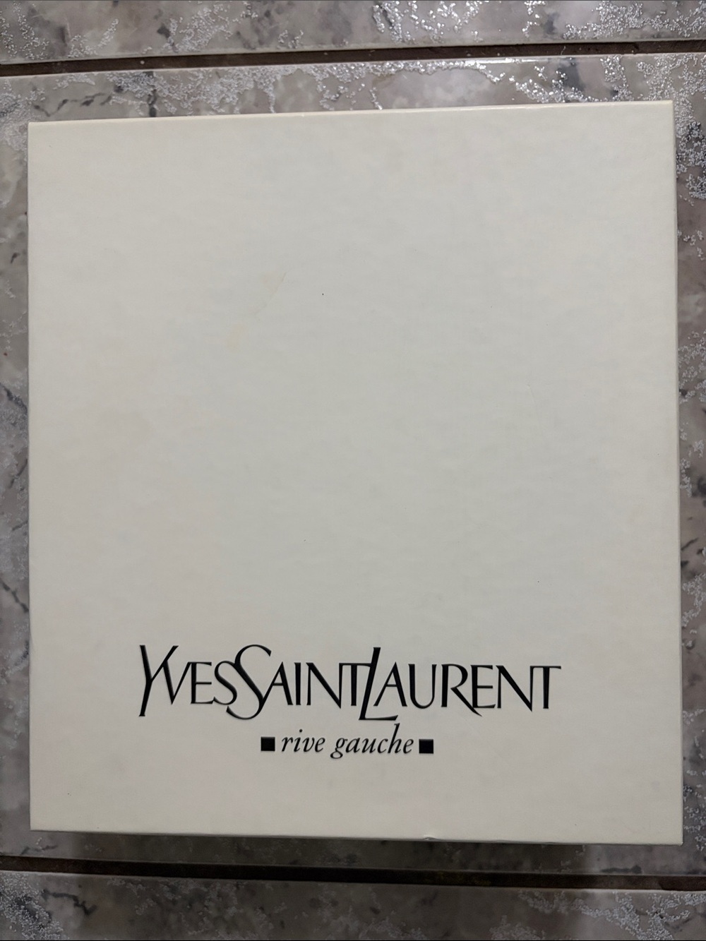 Yves Saint Laurent Nude Heel + Decorative+ dustbag